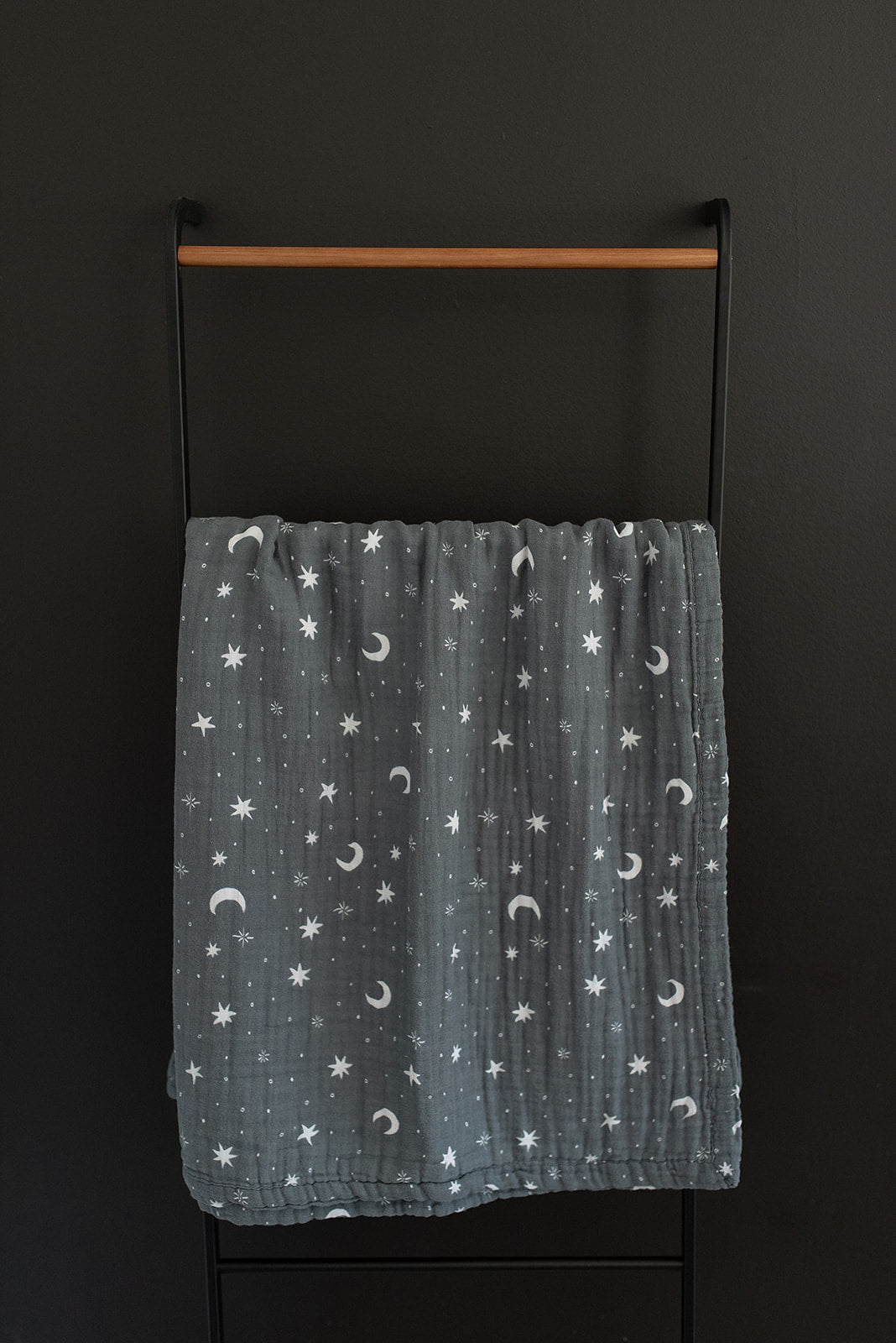 muslin quilt // night sky