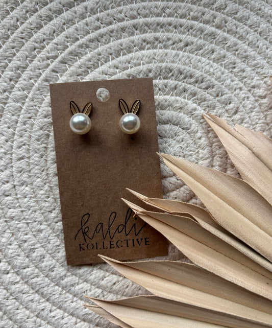 pearl bunny stud earrings