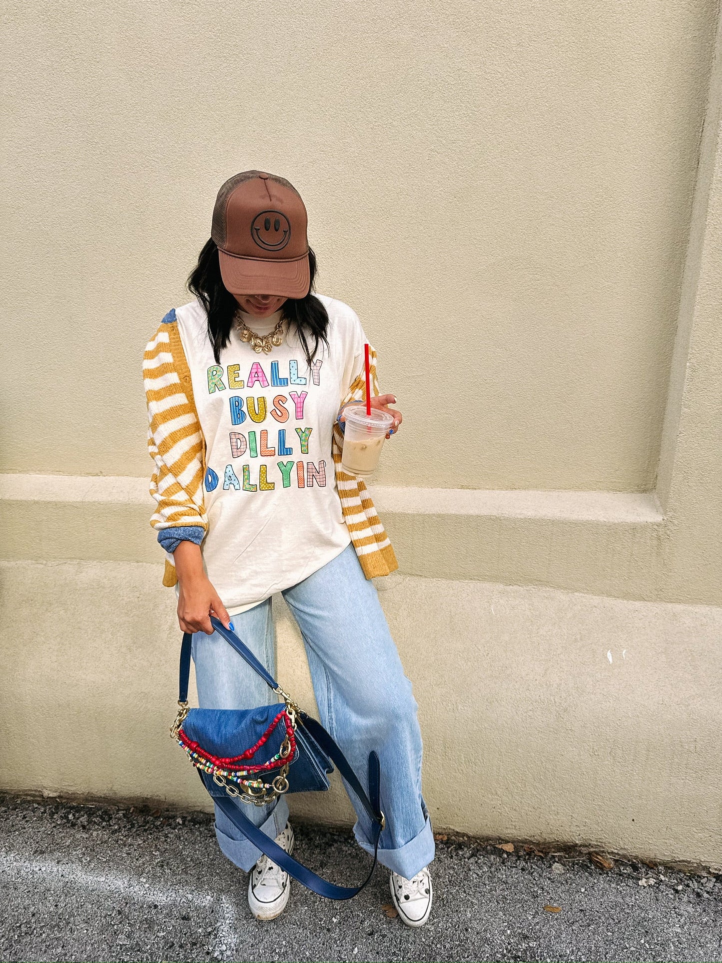 really busy dilly dallying graphic tee // women's