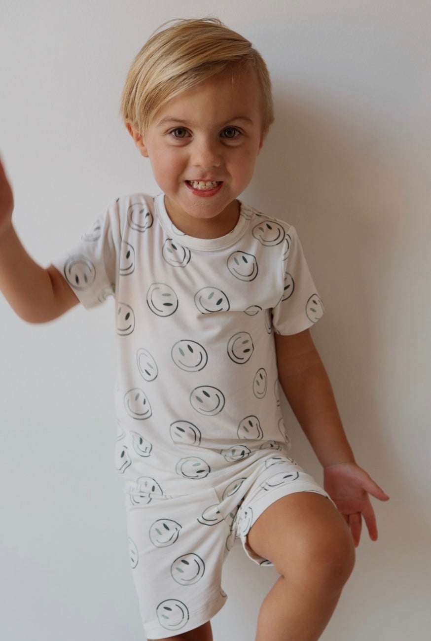 green smiles bamboo pajamas // SHORTS SET (mama + me)