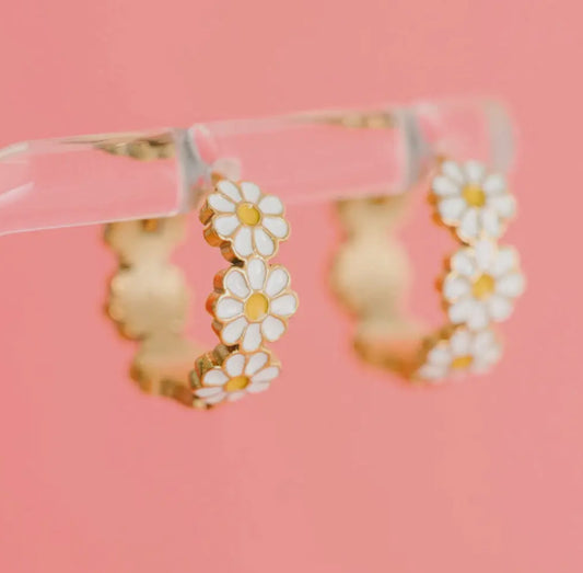 daisy huggies // 18k gold