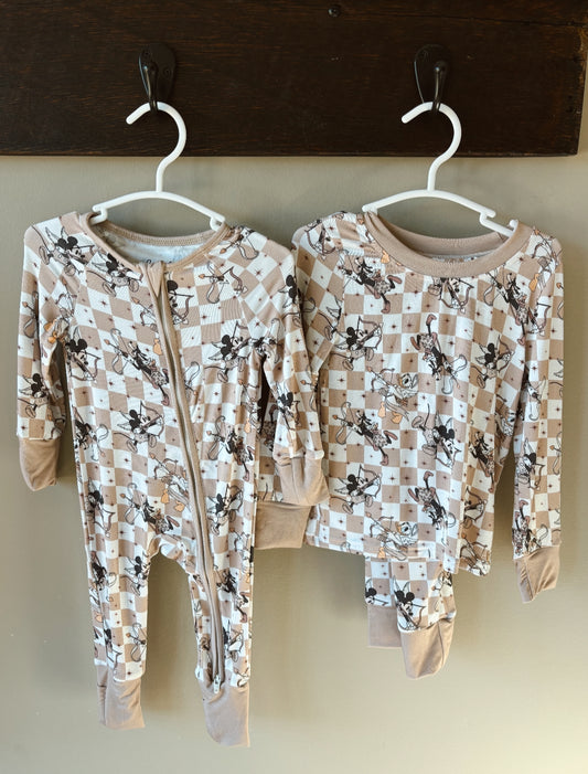 neutral cupids bamboo pajamas // ZIPPY or LONG-SLEEVE TWO-PIECE SET