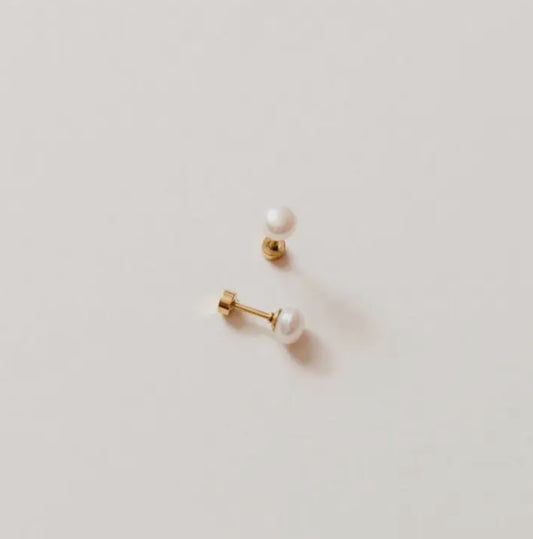 freshwater pearl flat back studs // 18k gold