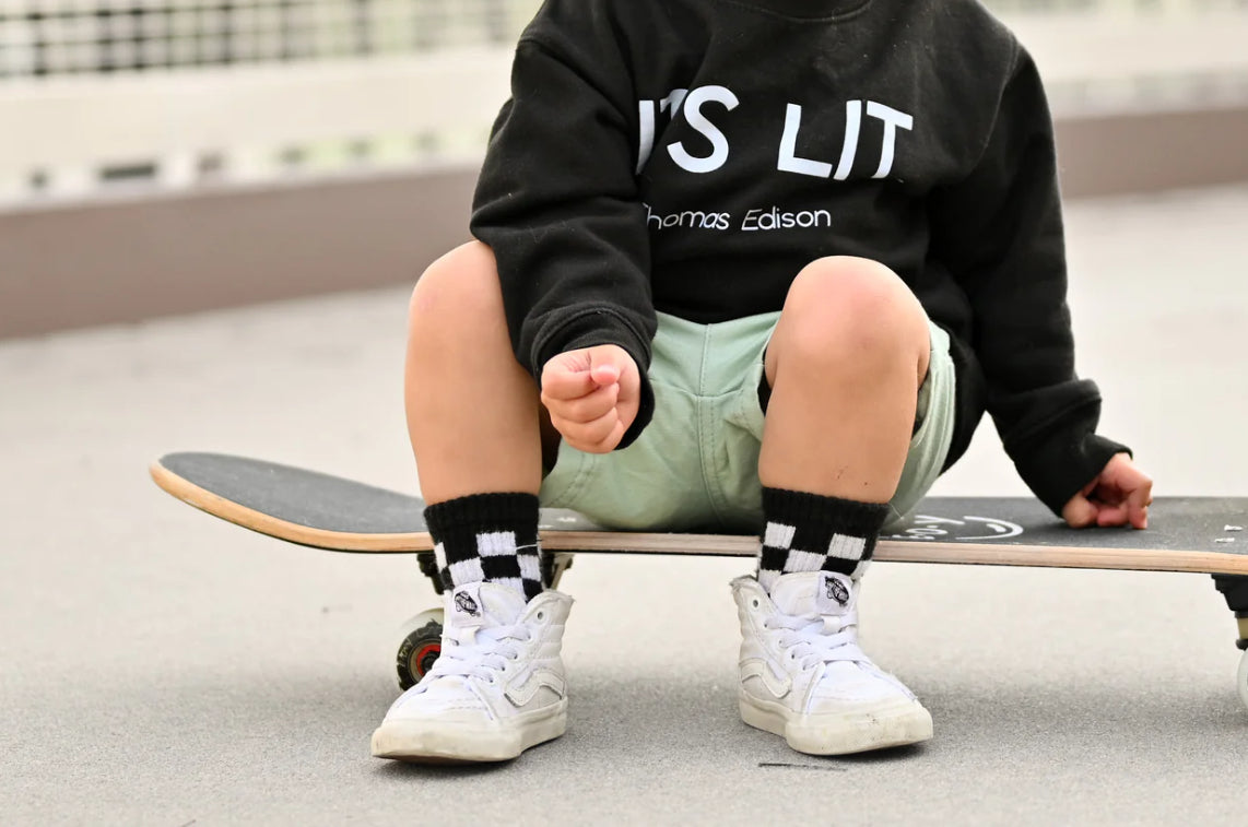 black and white checkered socks // ADULT, TODDLER, AND BABY!