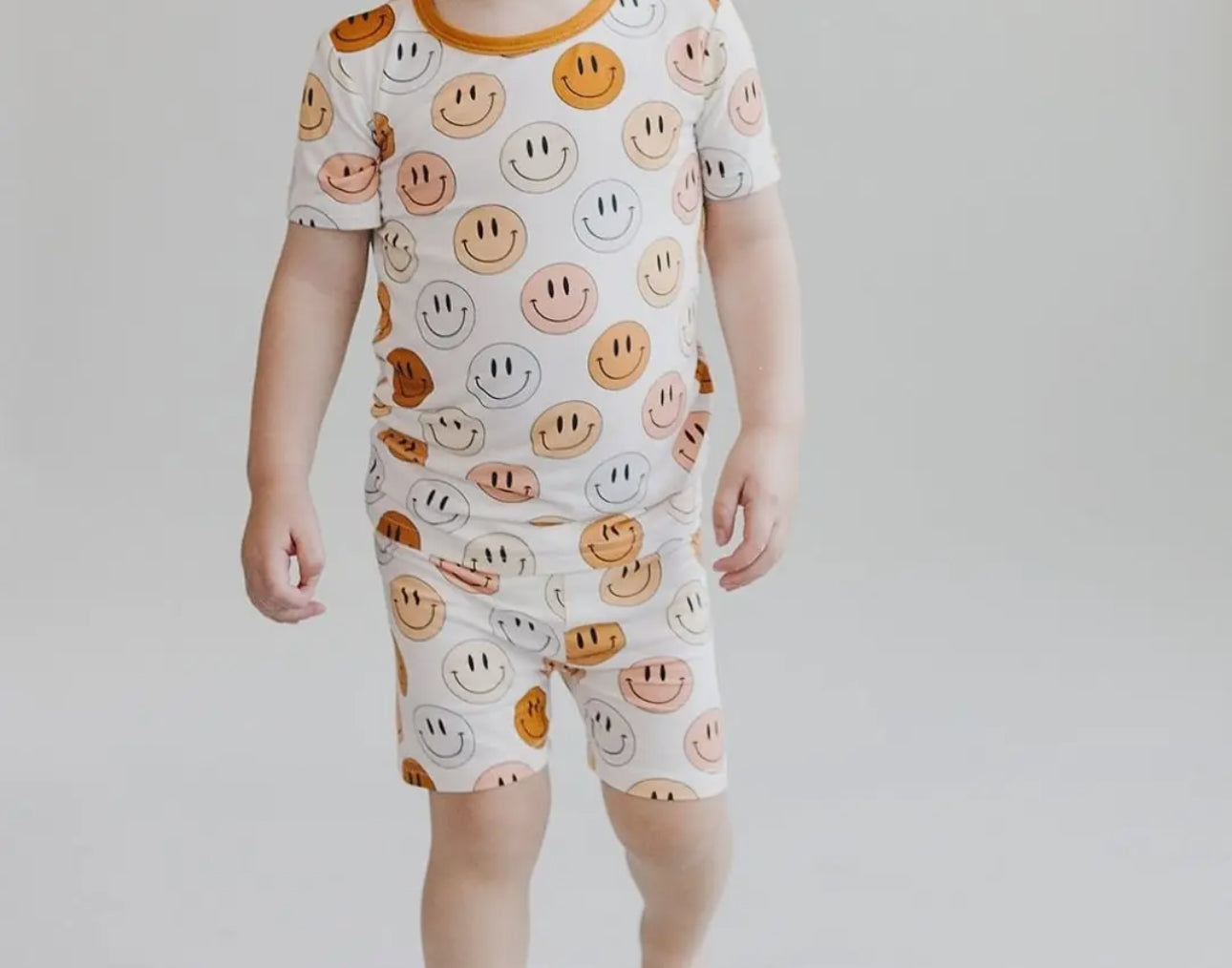 smiley bamboo pajamas // SHORT-SLEEVE TWO-PIECE set