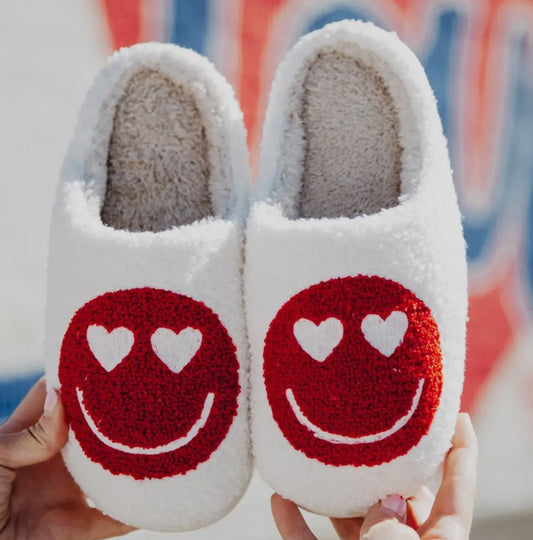 heart eyes slippers PREORDER // OPEN UNTIL 1/2 // ships mid-january