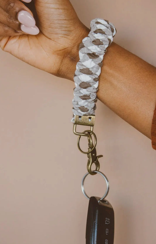 wristlet keychain // brown checkered