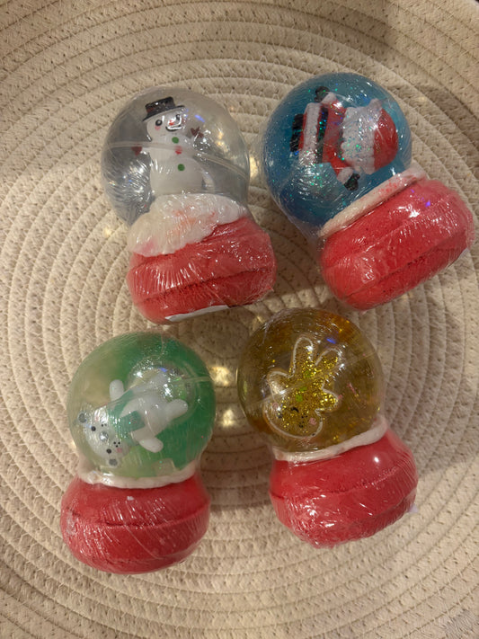 snowglobe ball bath bomb