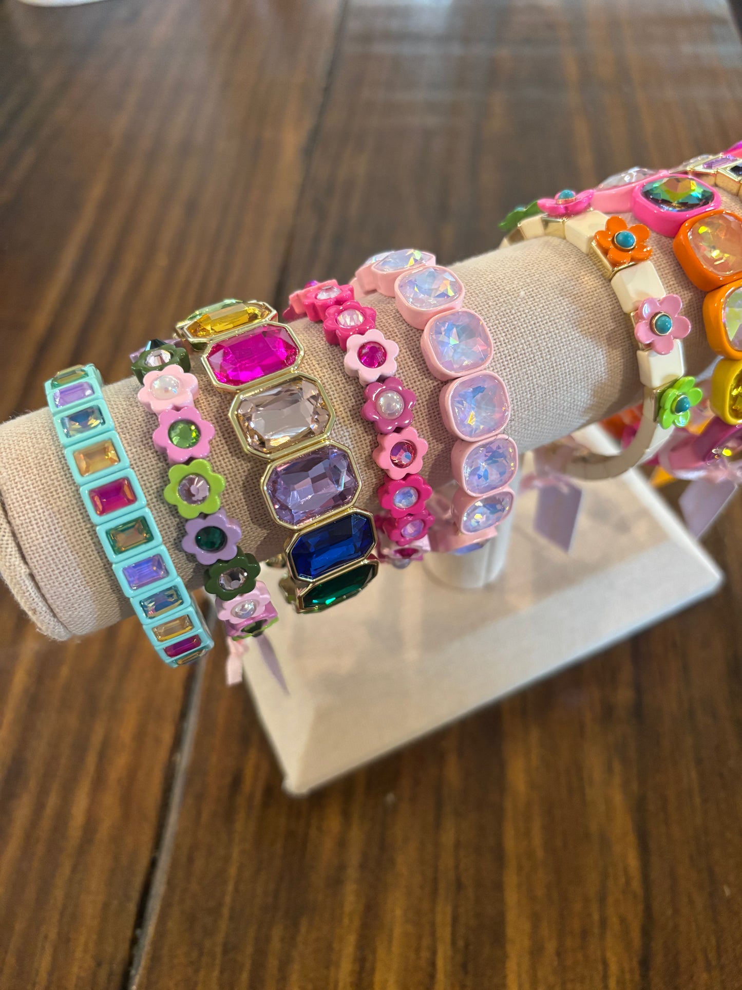 gemstone stretch bracelet // LOTS OF STYLES!!!!