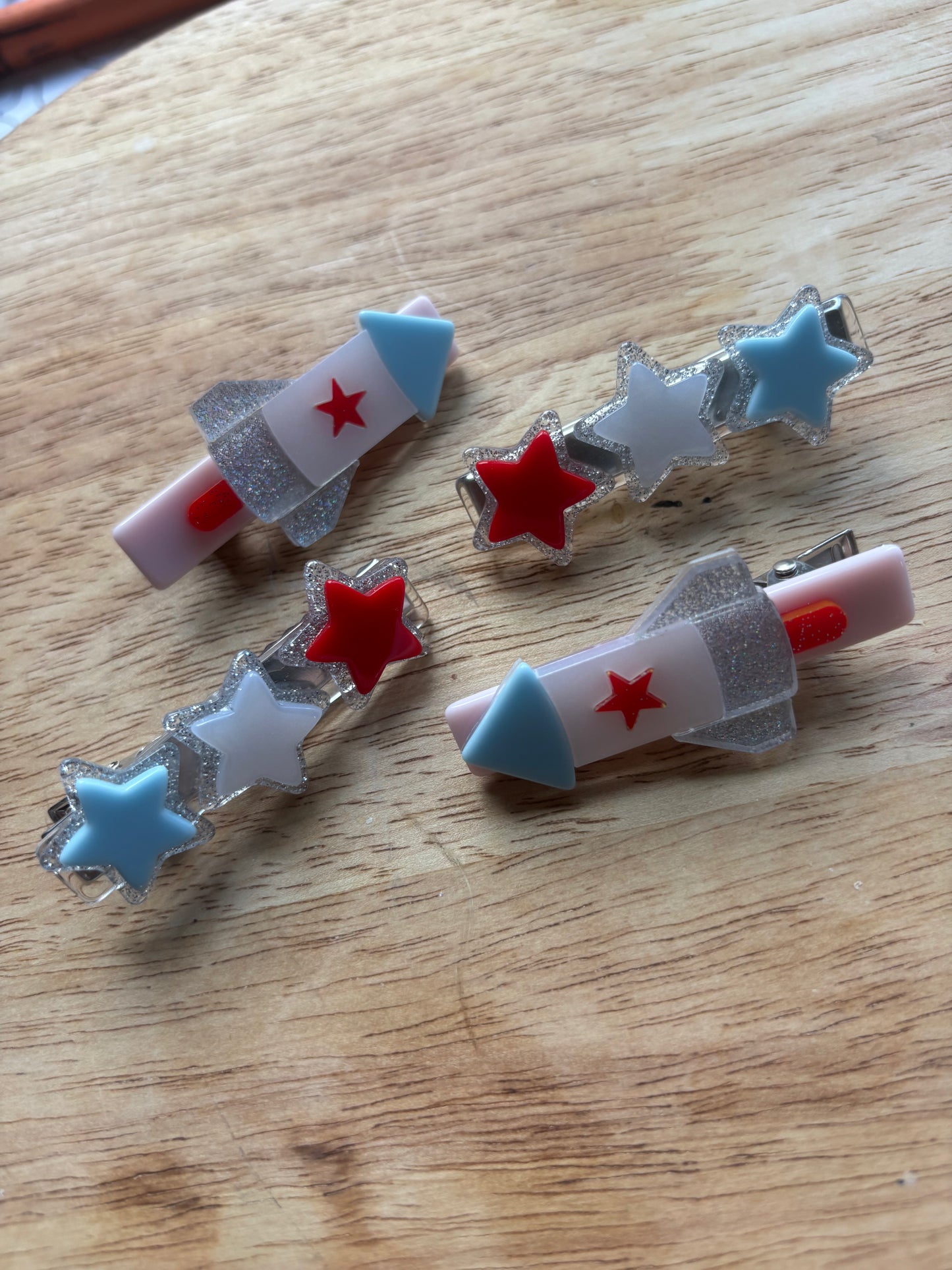 glittery patriotic alligator hair clips // sold individually