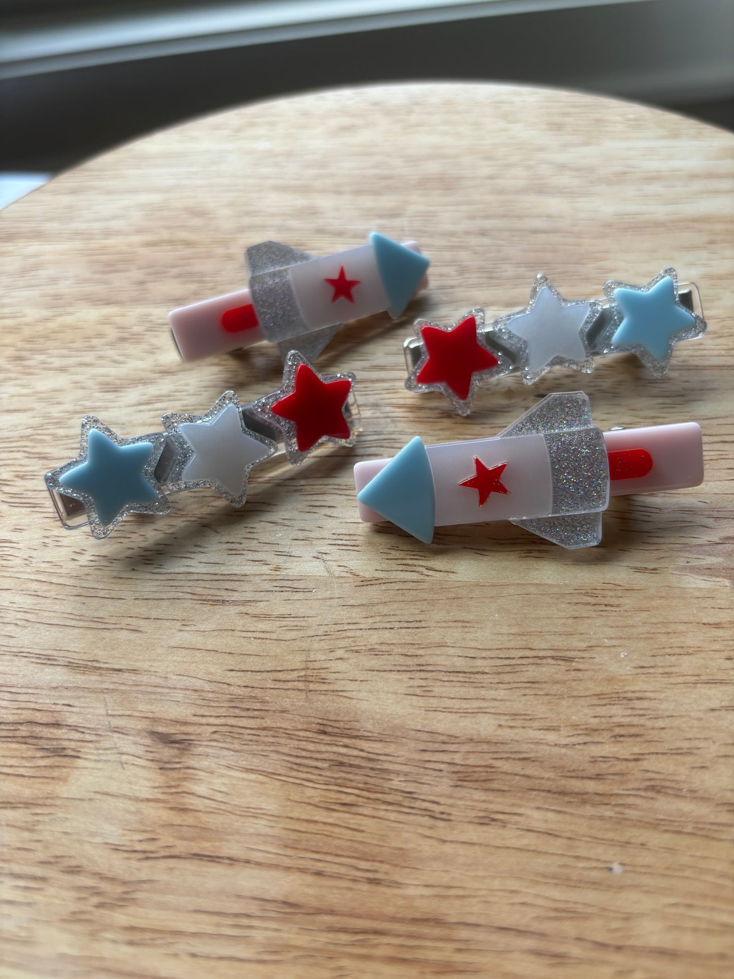 glittery patriotic alligator hair clips // sold individually