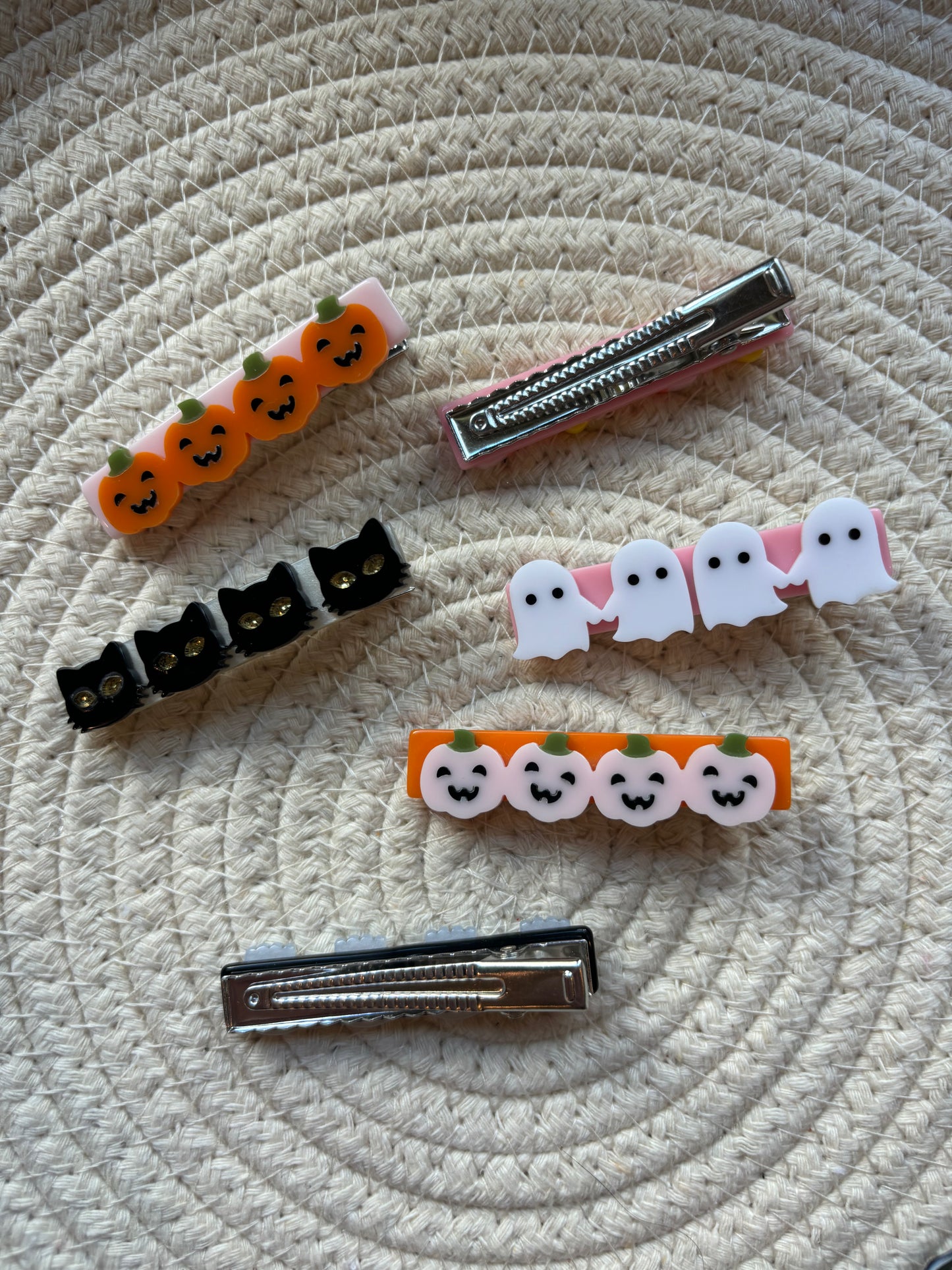 spooky hair clips // single clip!