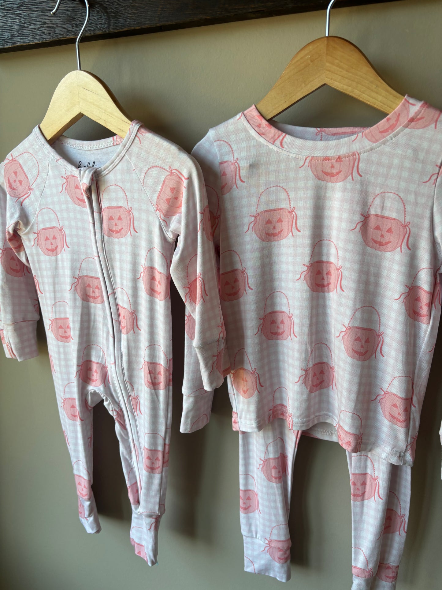 pink pumpkin pails bamboo pajamas // ZIPPY or LONG SLEEVE TWO-PIECE SET
