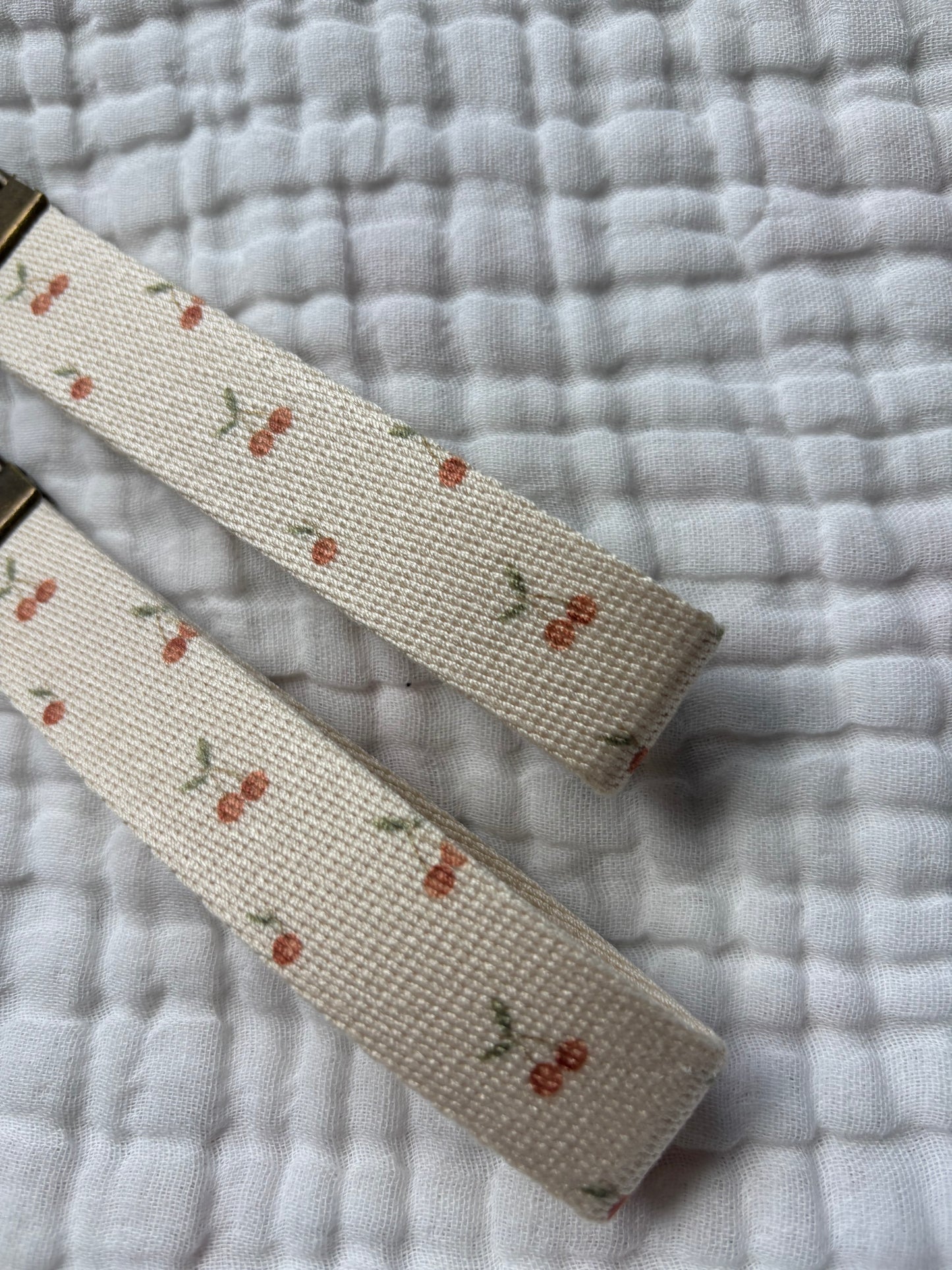 key chain // cherries