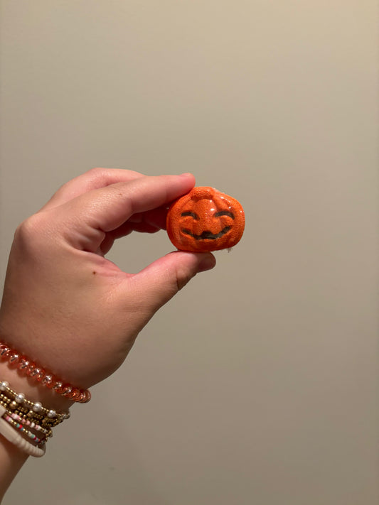 mini pumpkin bath bomb