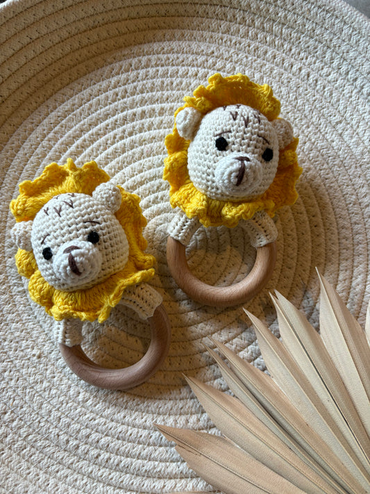 little lion crochet rattle