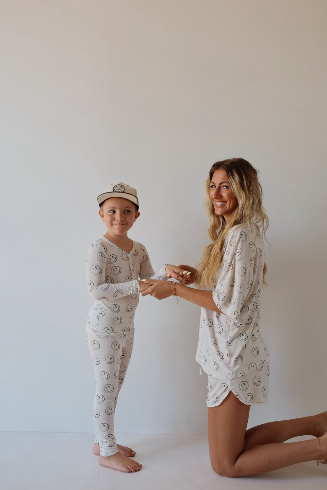 green smiles bamboo pajamas // LONG-SLEEVE SET (mama + me)