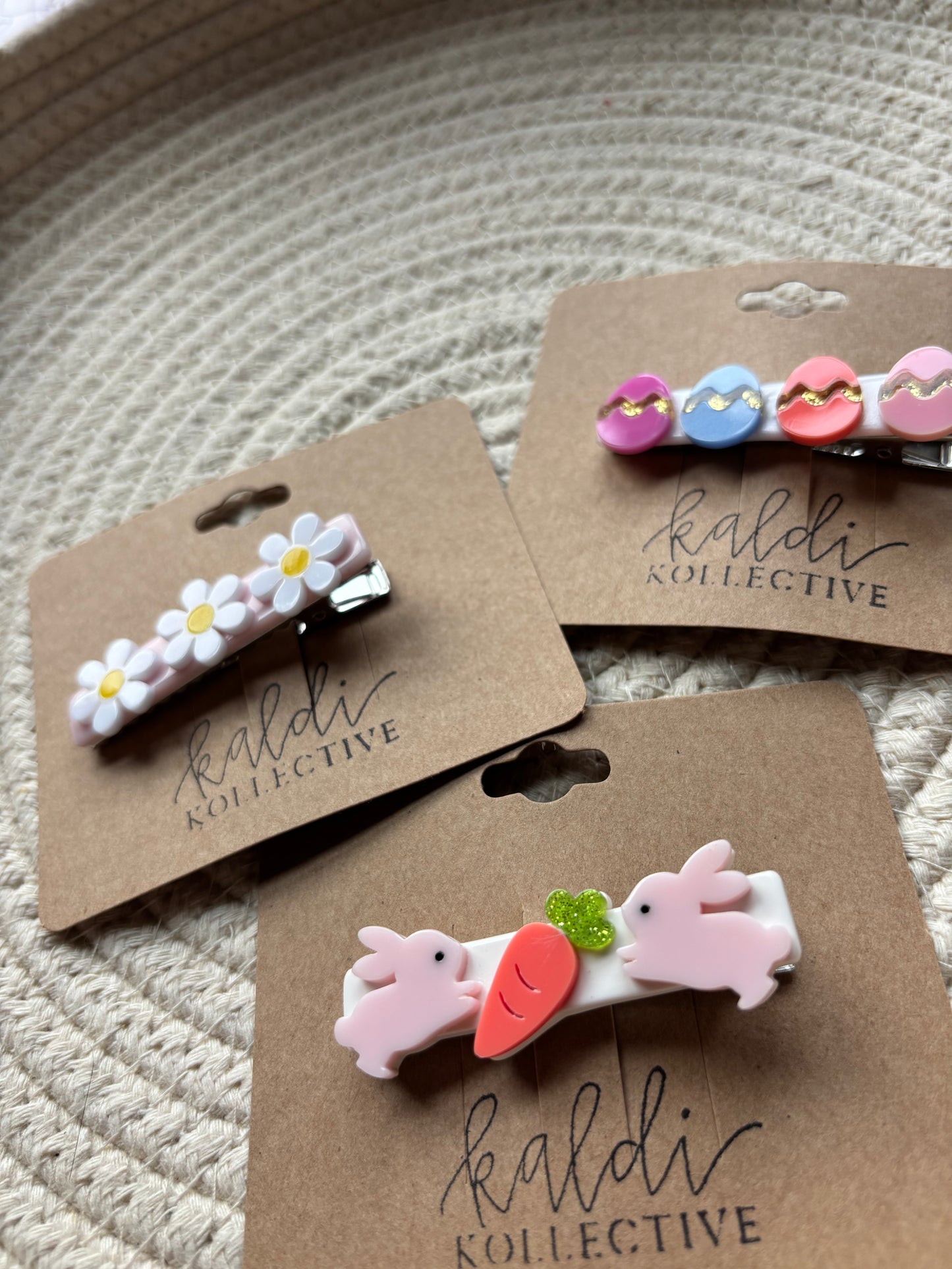 spring acrylic alligator clips // sold individually