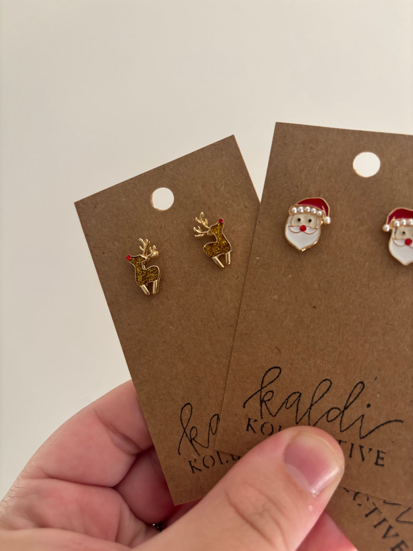 pearl / sparkle christmas earrings