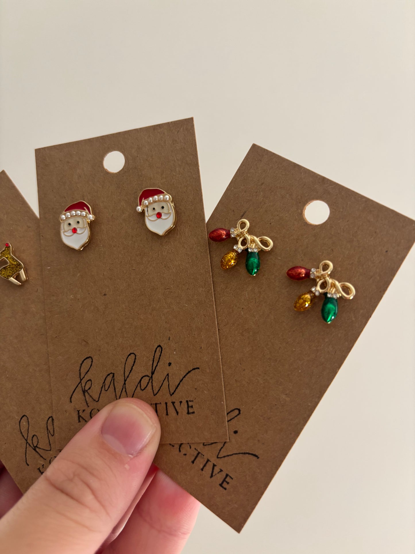 pearl / sparkle christmas earrings