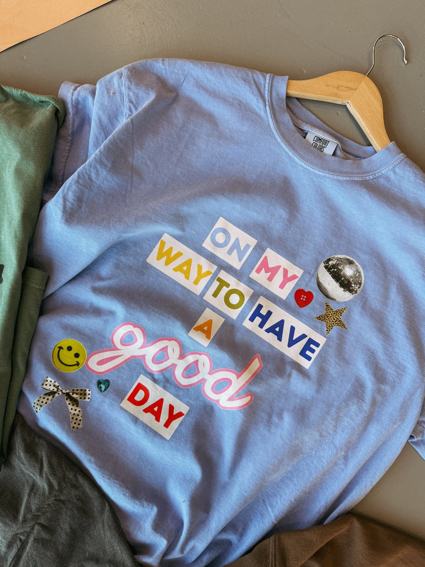 on my way to have a good day graphic tee // women's