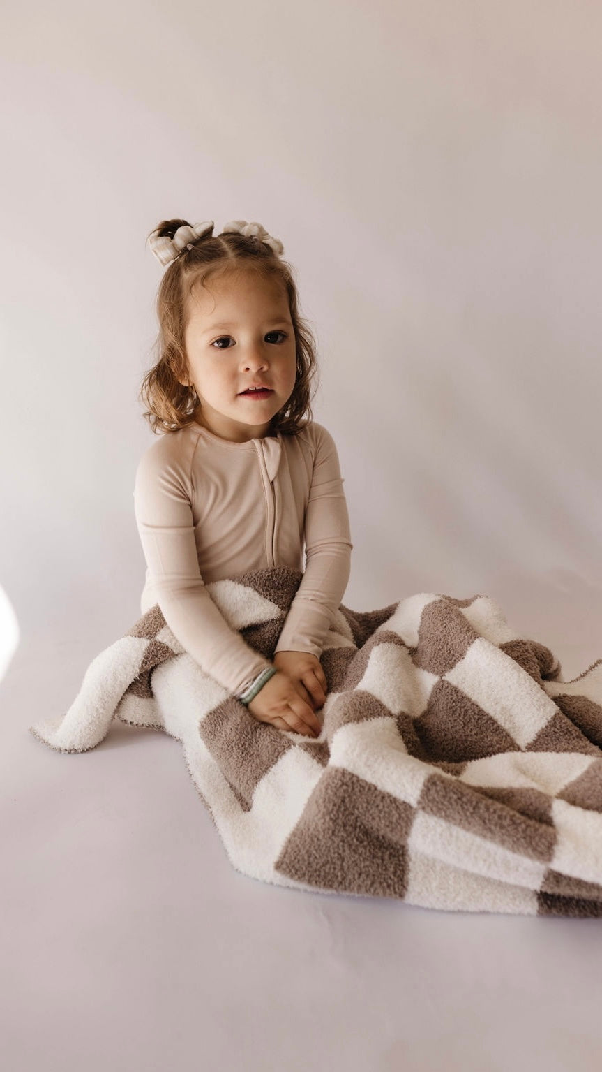 plush blanket // mushroom checkerboard