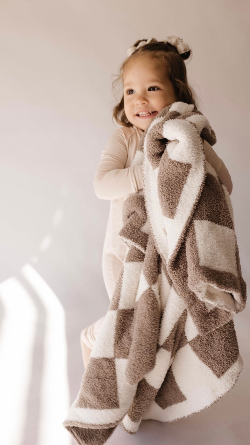 plush blanket // mushroom checkerboard
