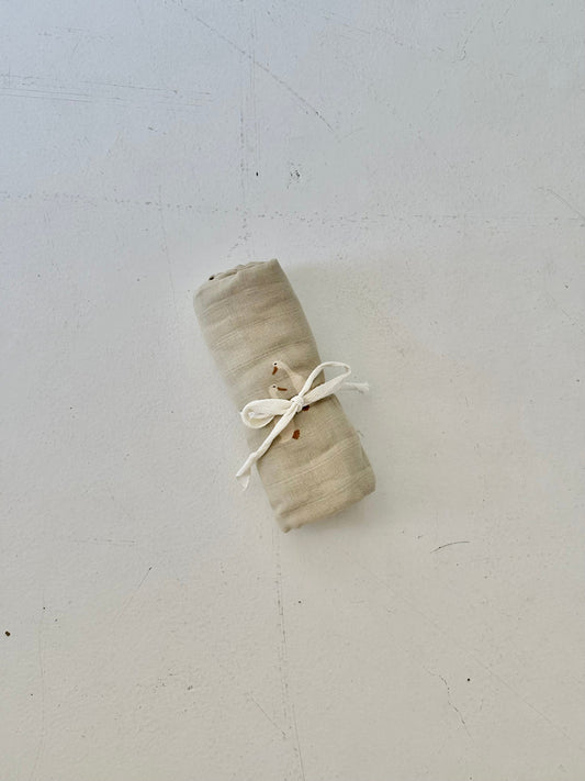 muslin swaddle // silly goose