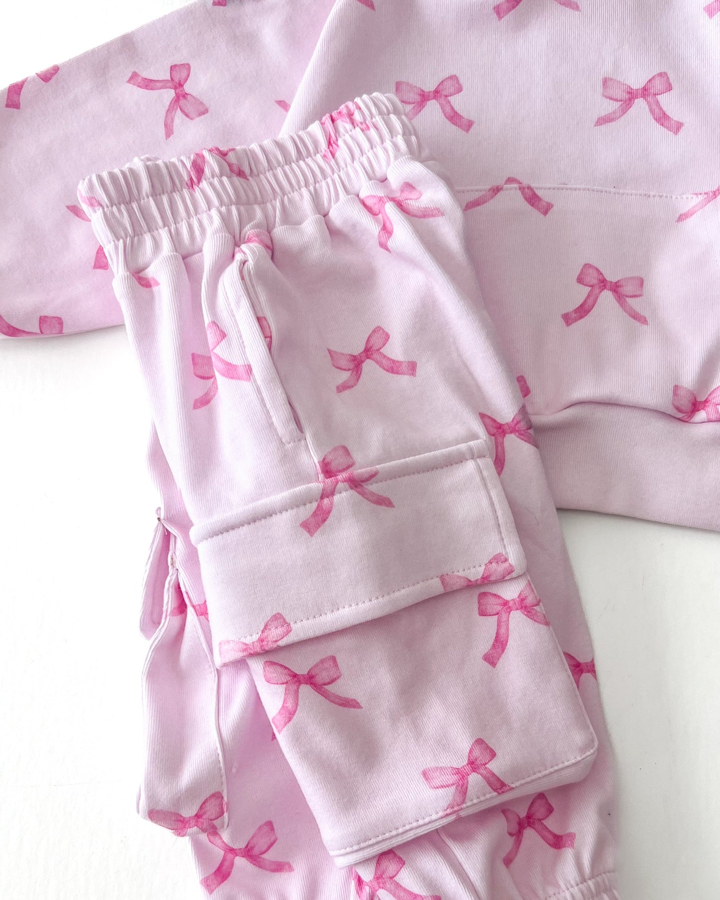 cargo jogger set // pink bows (comes up to size 8/9)