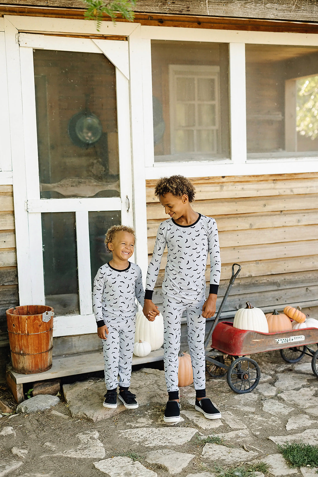 bats bamboo pajamas // LONG-SLEEVE TWO-PIECE SET