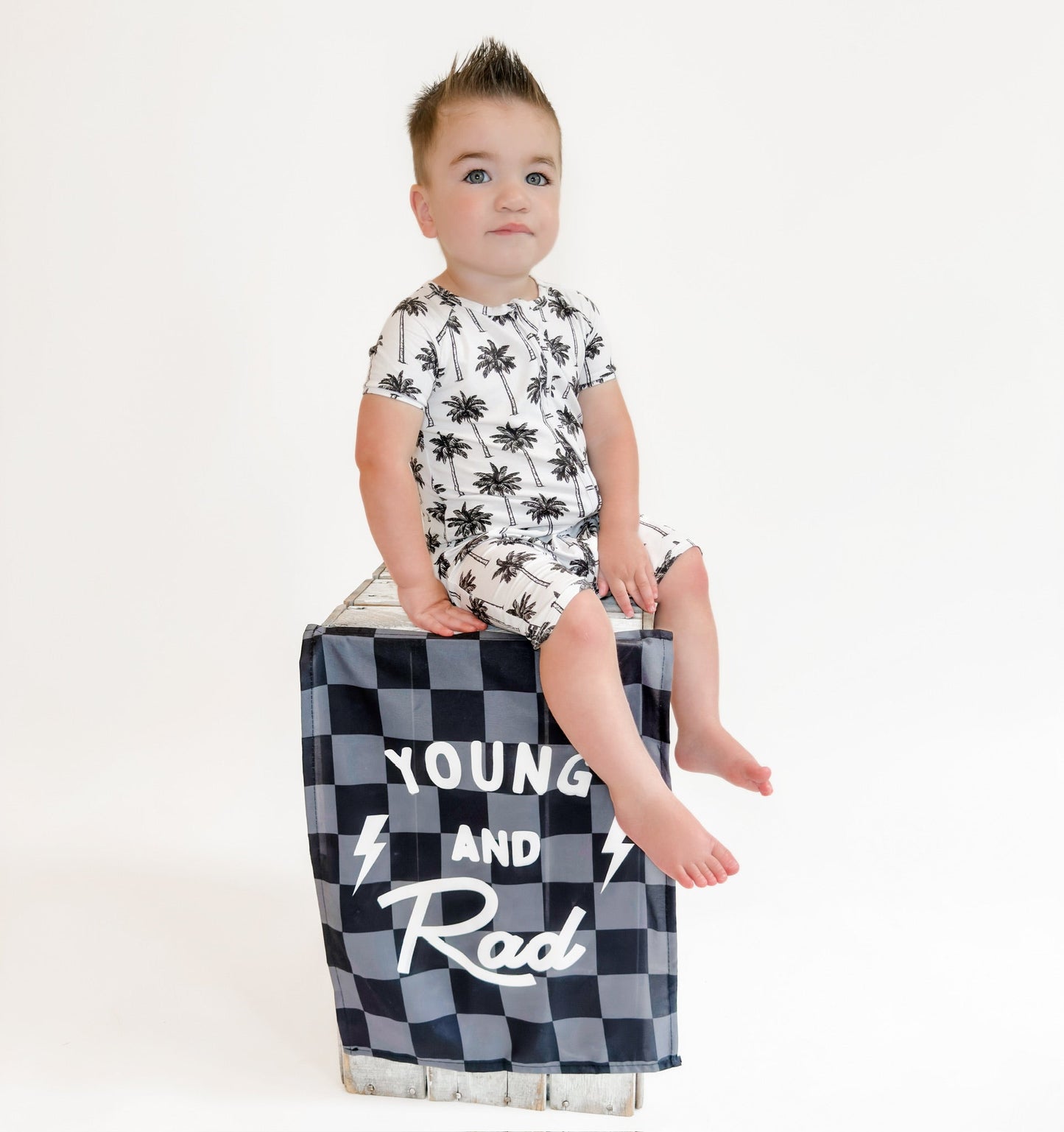 white palm bamboo pajamas // SHORTIE