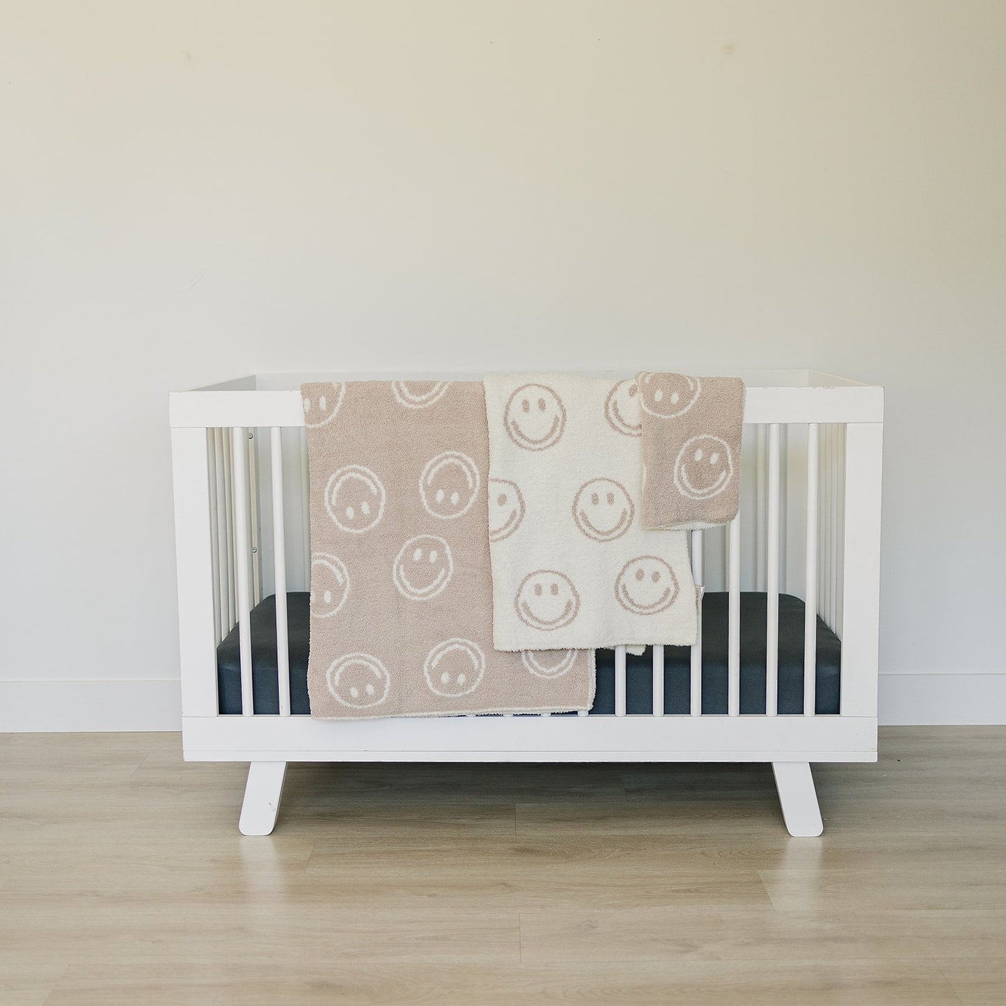 plush blanket // taupe smiley