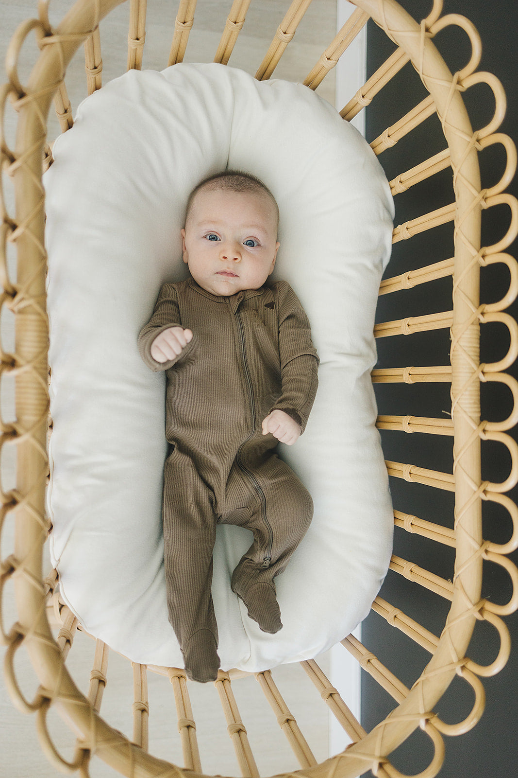 organic cotton ribbed footie // cocoa