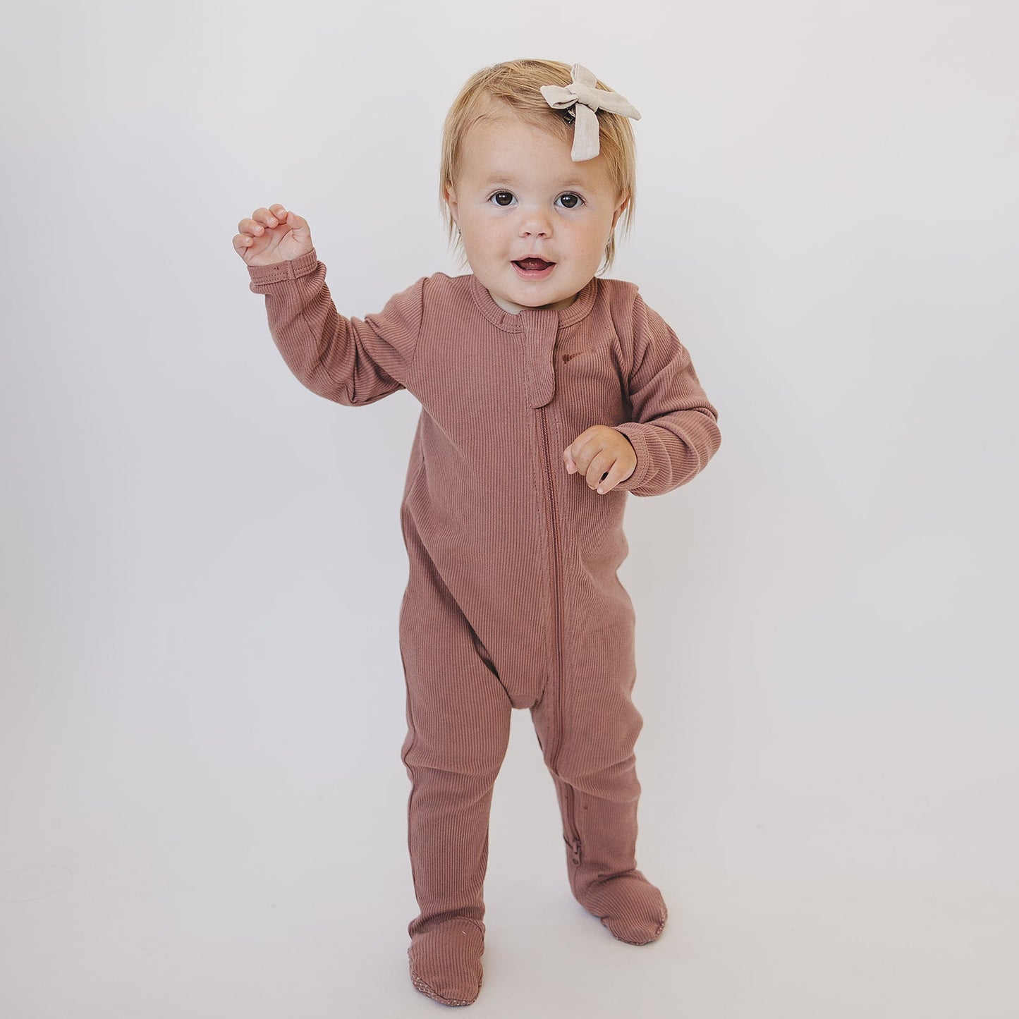 organic cotton ribbed footie // dusty rose