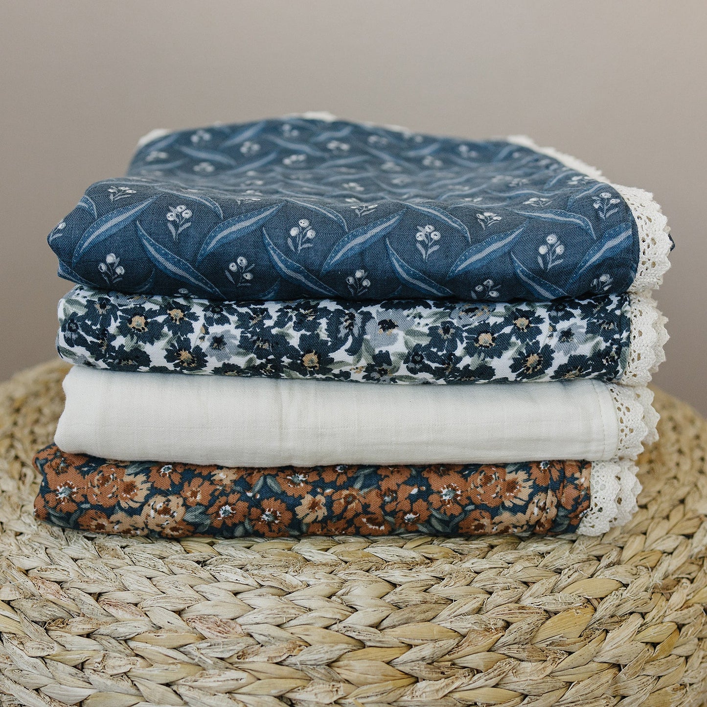 lace muslin quilt // navy + cream berry