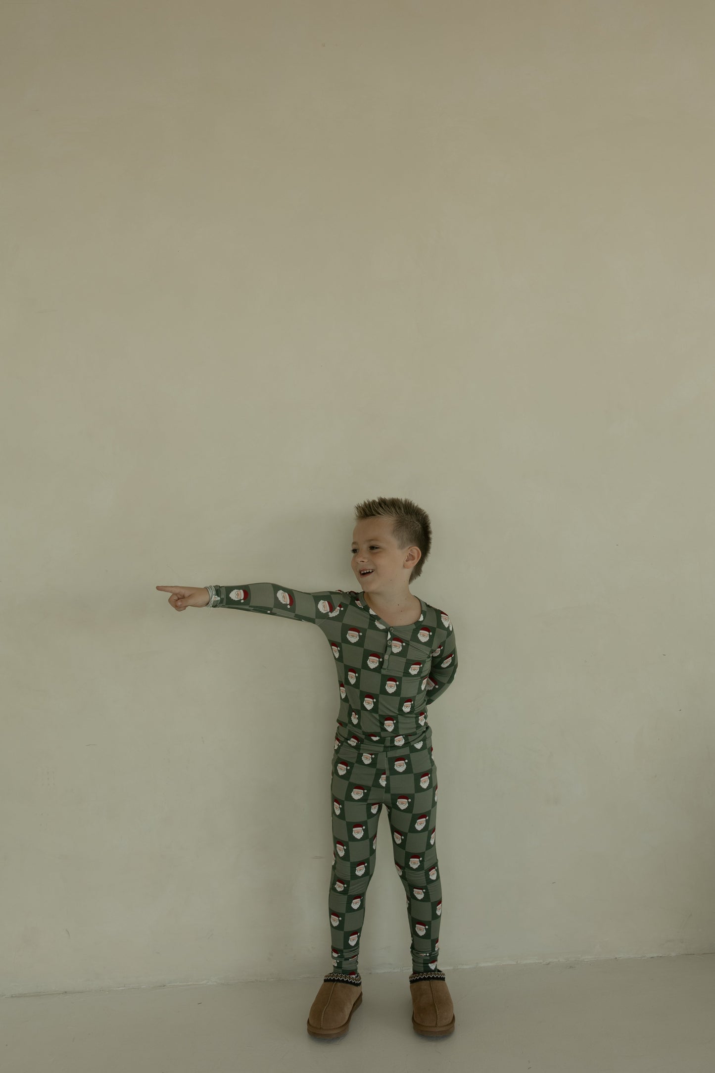 santa checkerboard bamboo pajamas // LONG-SLEEVE TWO-PIECE SET (*comes in family matching*)