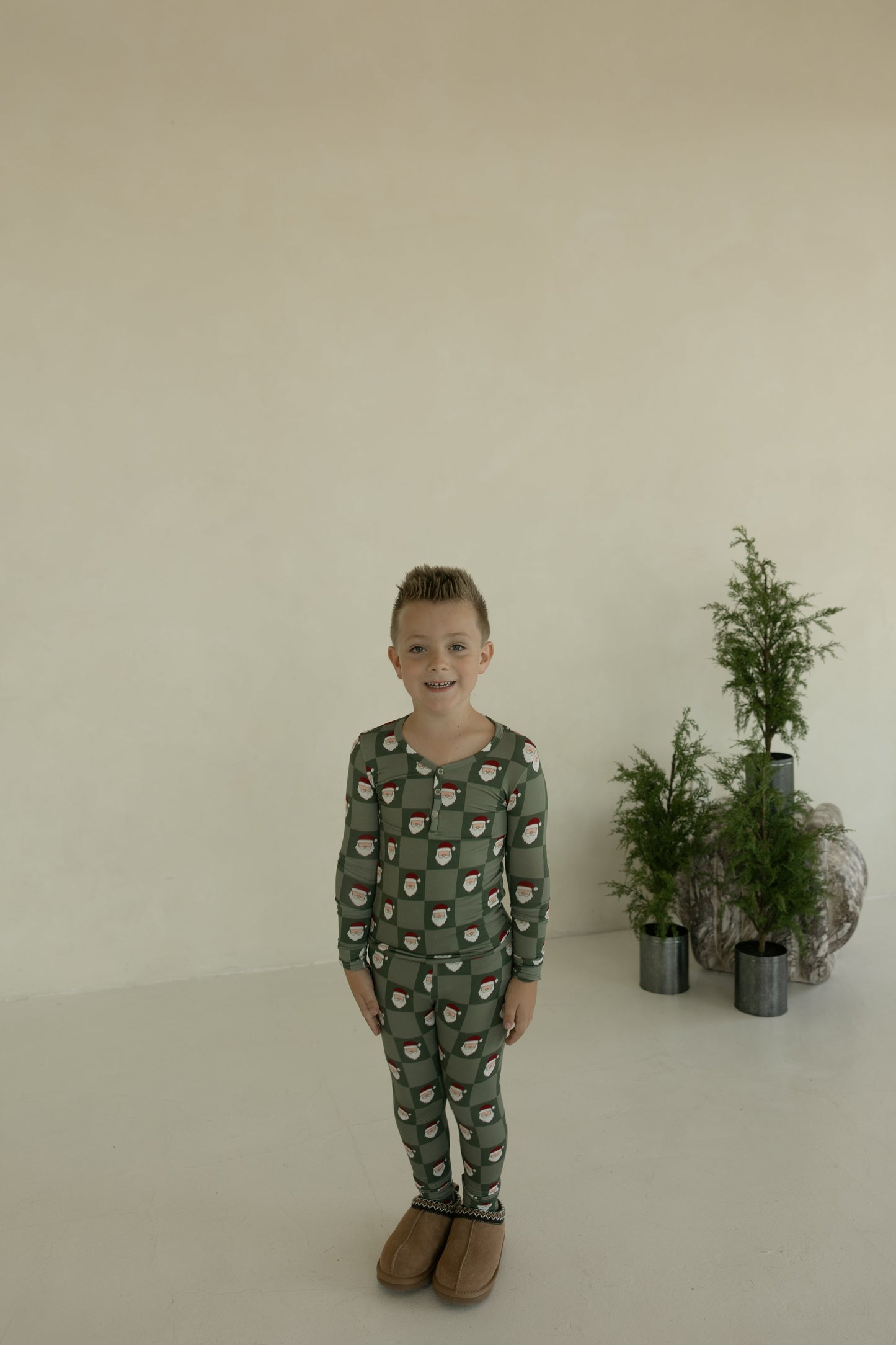 santa checkerboard bamboo pajamas // LONG-SLEEVE TWO-PIECE SET (*comes in family matching*)