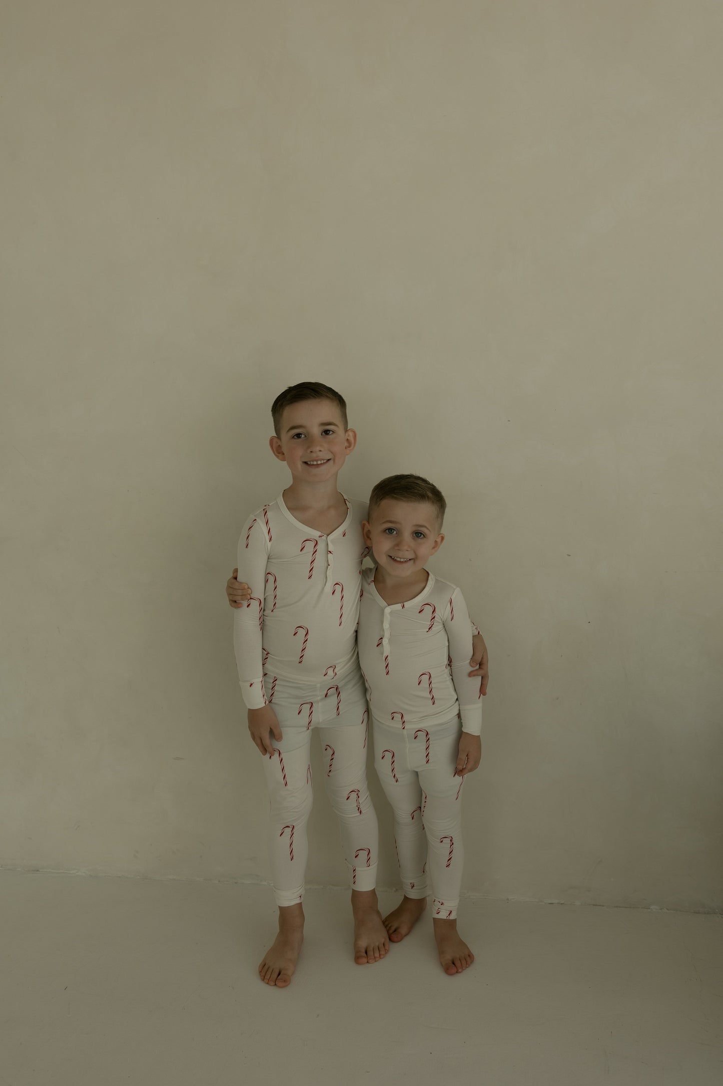 candy cane bamboo pajamas // LONG-SLEEVE TWO-PIECE SET (*comes in family matching*)