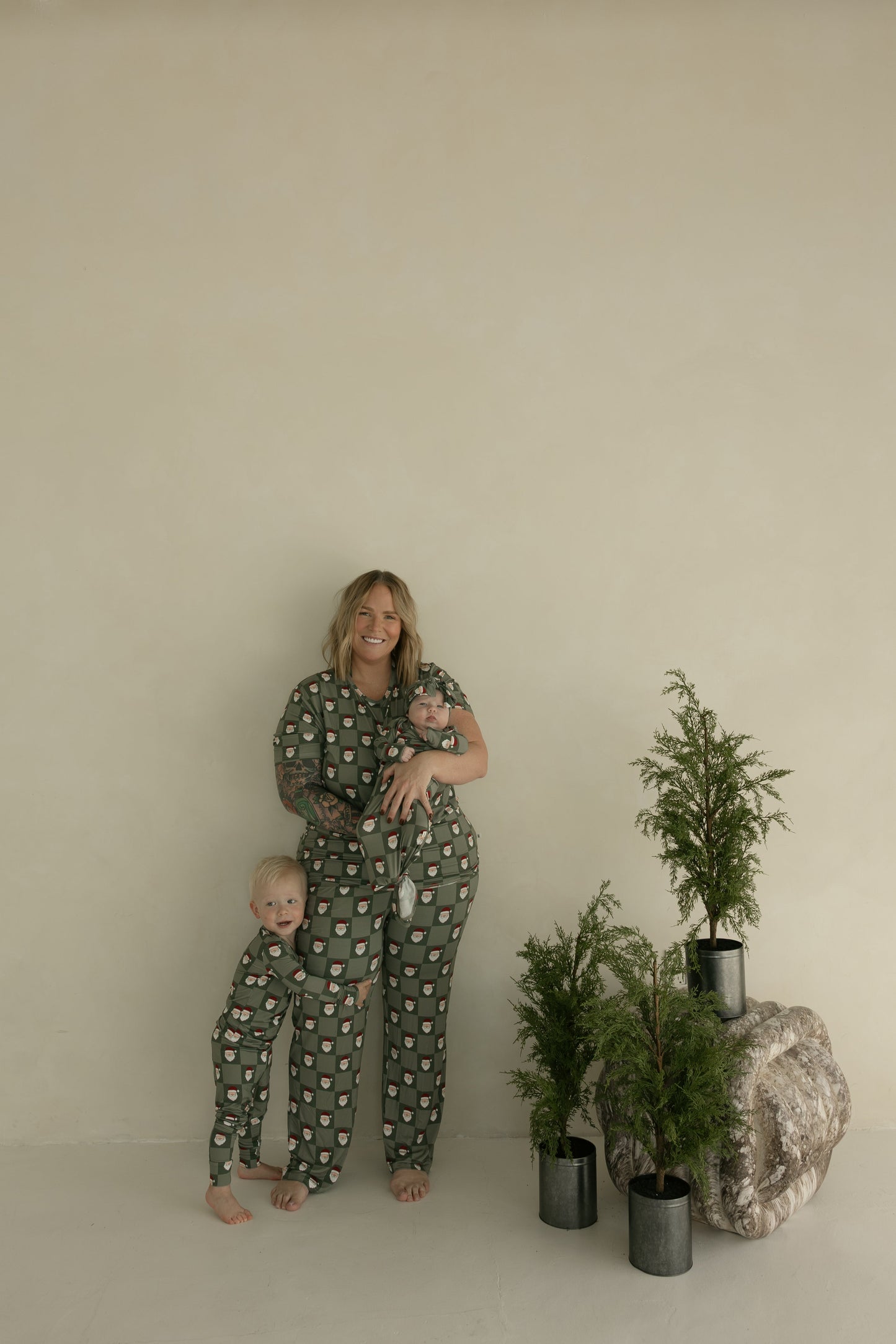 bamboo knotted gown // santa checkerboard (*comes in family matching*)