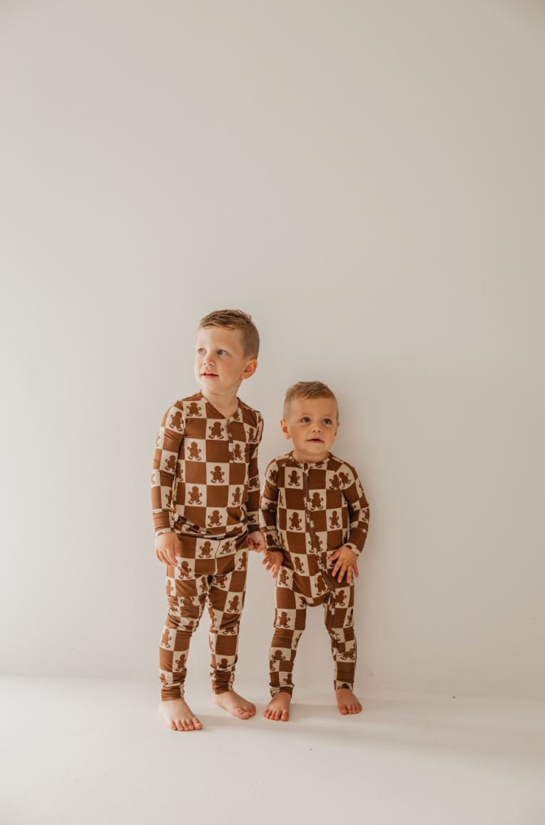 gingerbread checkerboard bamboo pajamas // ZIPPY (*matching women’s available*)