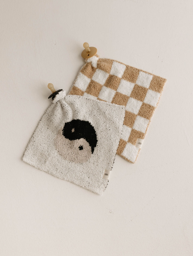 pacifier lovey // black/white yin yang