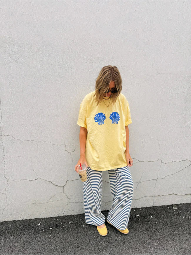 sister seashells graphic tee // women's