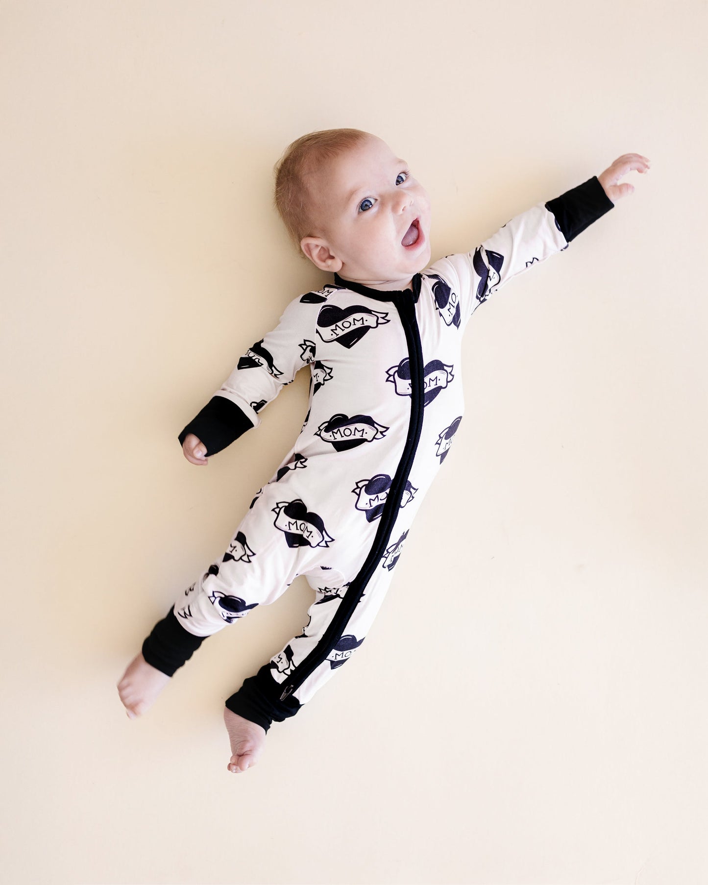 mom tattoo bamboo pajamas // ZIPPY