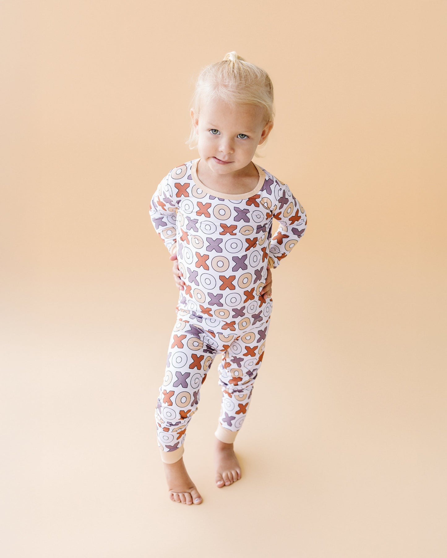 xoxo bamboo pajamas // LONG-SLEEVE TWO-PIECE SET (*comes in extended sizing up to 8/9*)