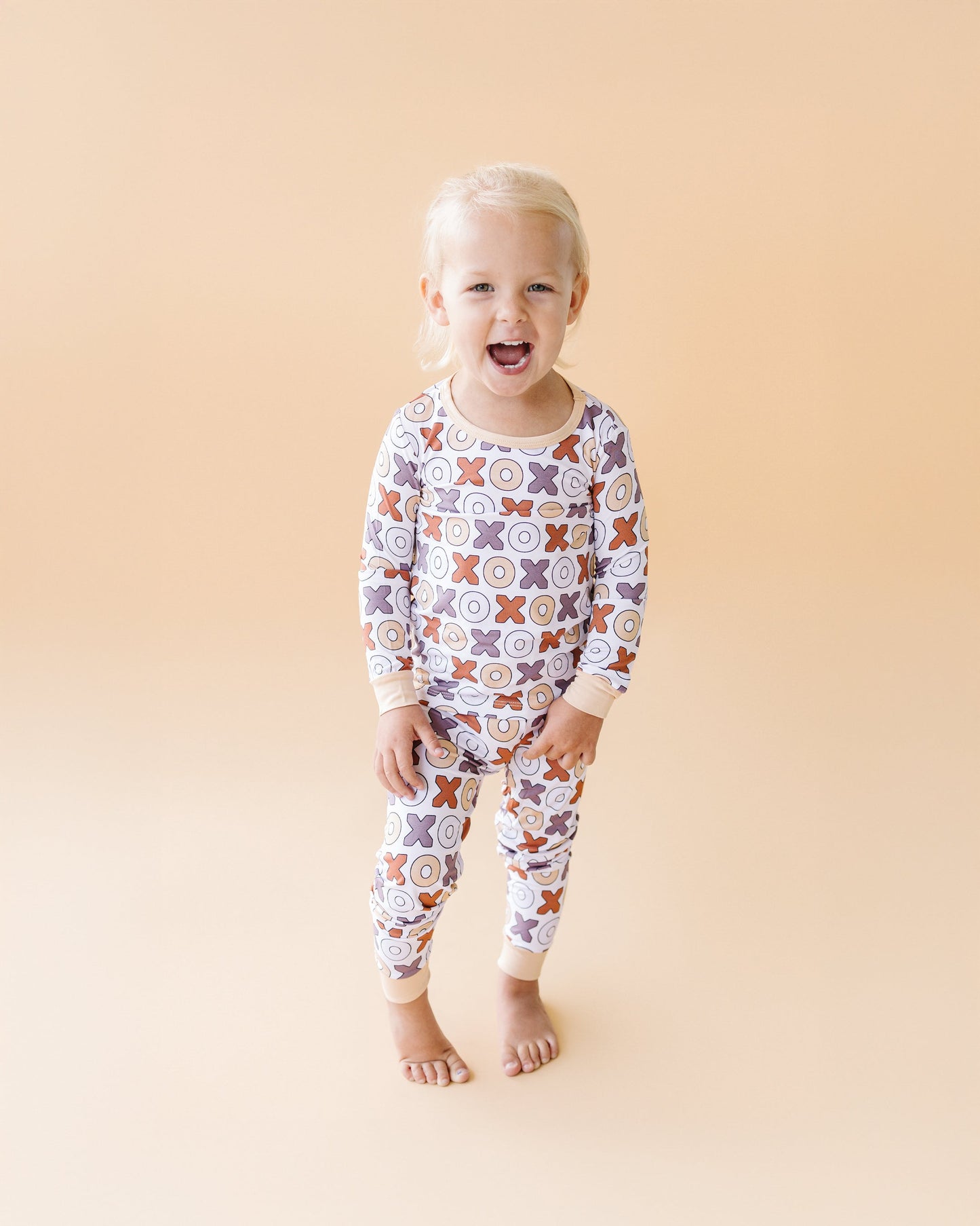 xoxo bamboo pajamas // LONG-SLEEVE TWO-PIECE SET (*comes in extended sizing up to 8/9*)