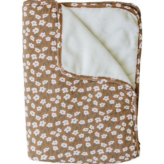 bamboo fleece quilt // mustard floral