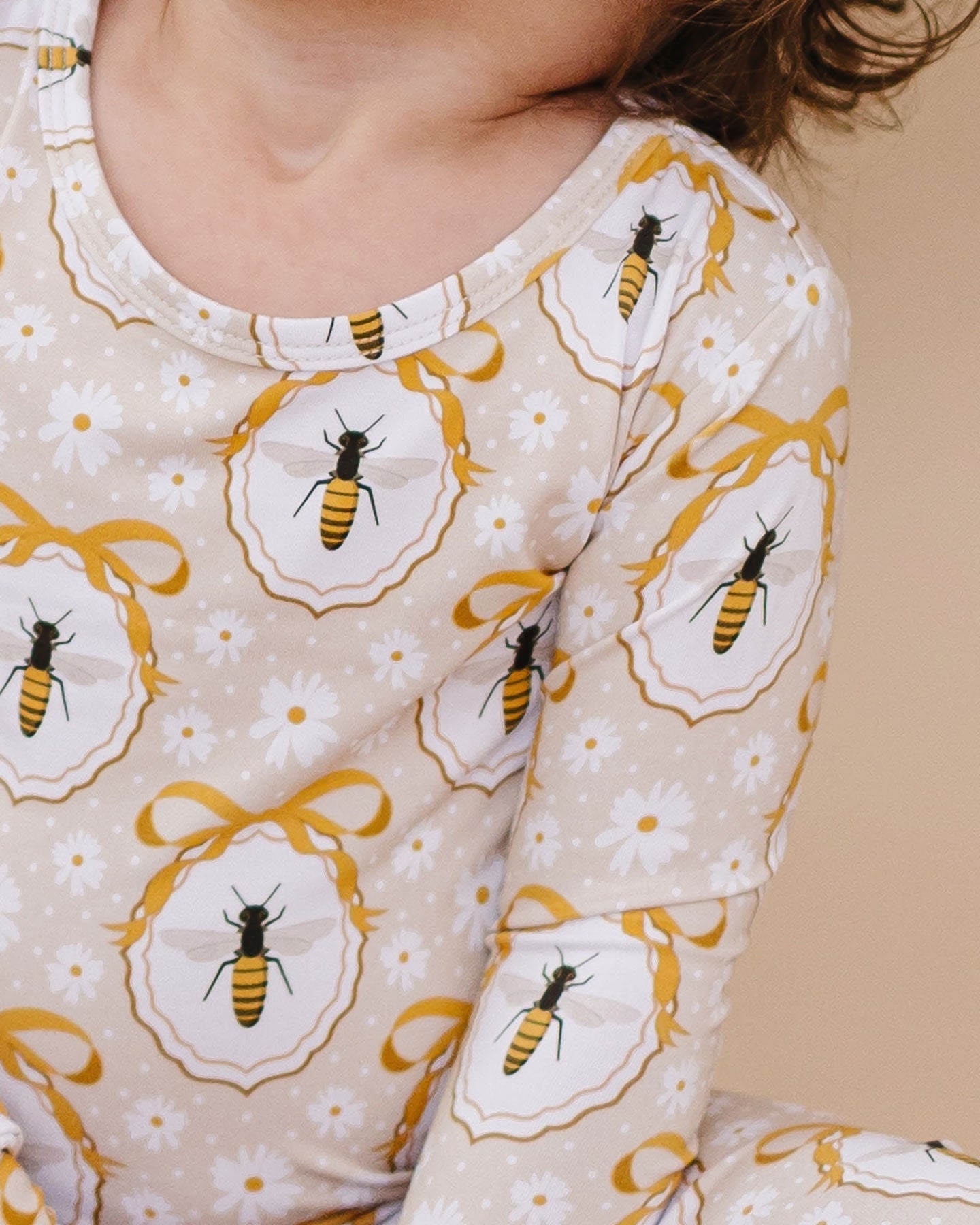 honey bee bamboo pajamas // LONG-SLEEVE TWO-PIECE SET