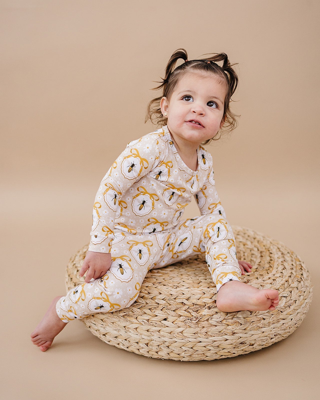 honey bee bamboo pajamas // LONG-SLEEVE TWO-PIECE SET