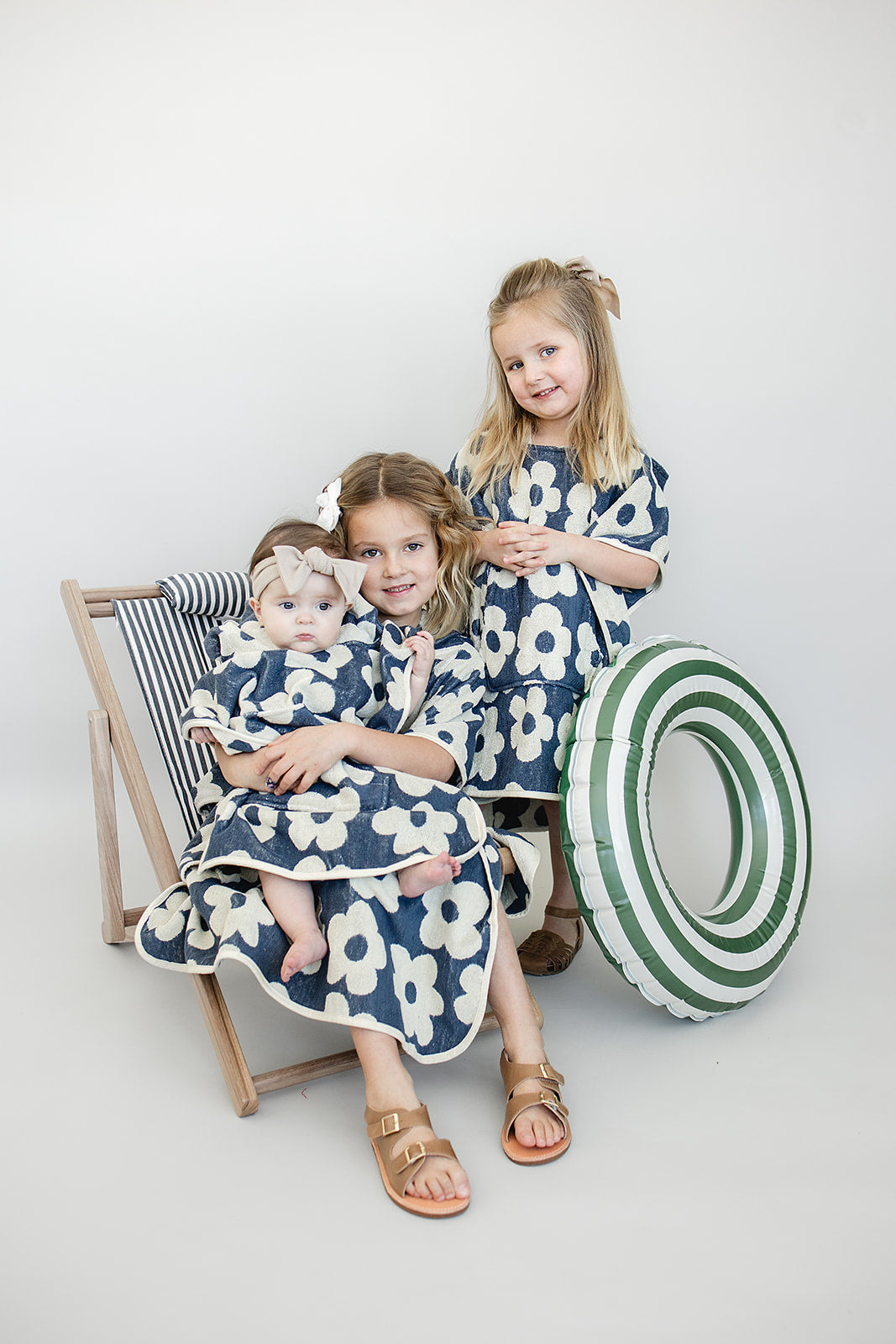 organic cotton beach poncho // floral (sizing up to 7-10 years)