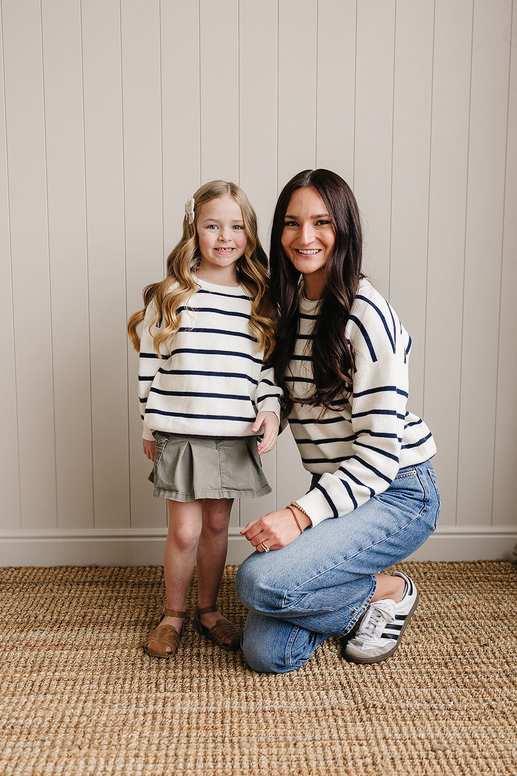 knit sweater // navy stripe